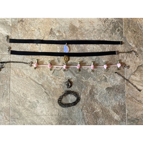 Choker Bundle - Picture 2 of 2